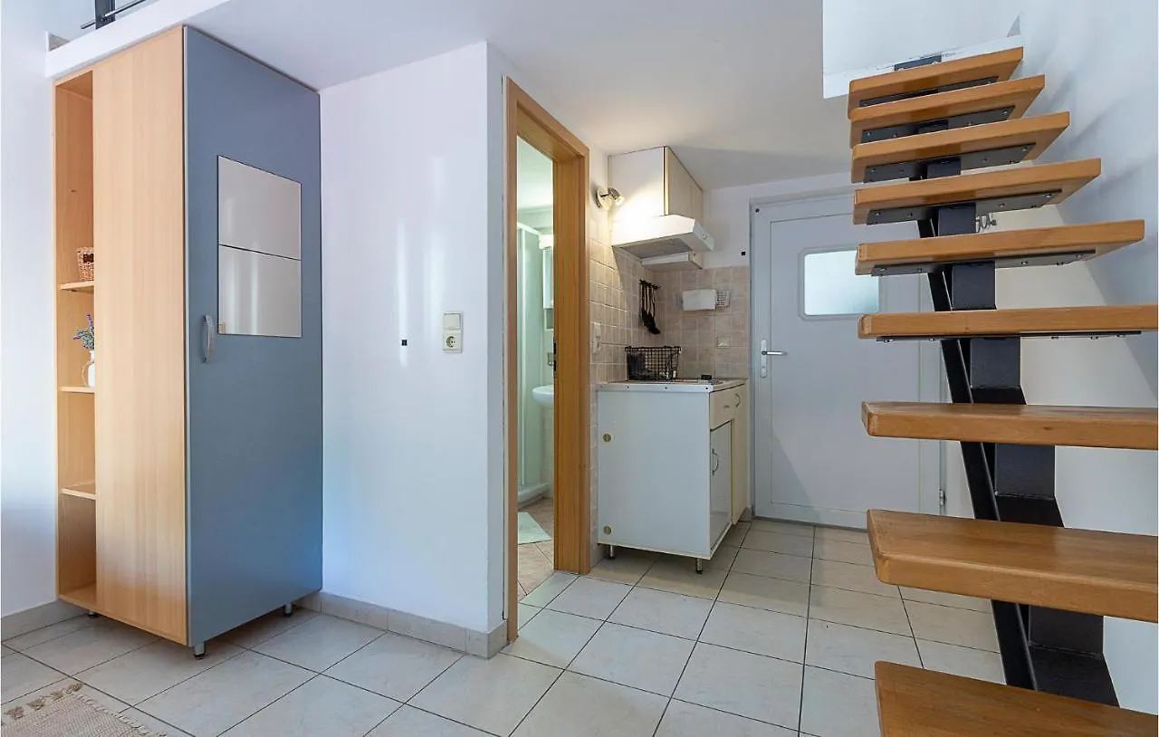 Gorgeous Apartment In Medulin With Wifi 0*,  Croatia