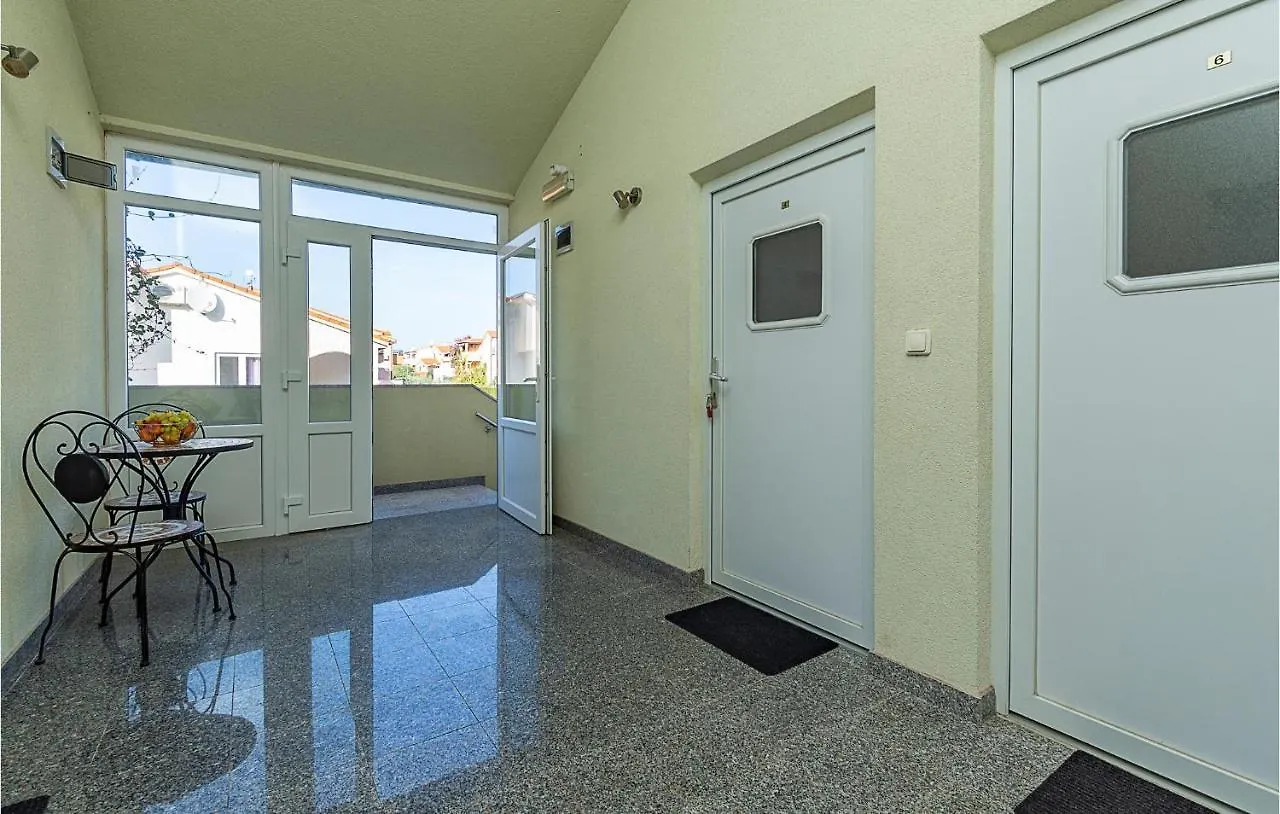 Gorgeous Apartment In Medulin With Wifi