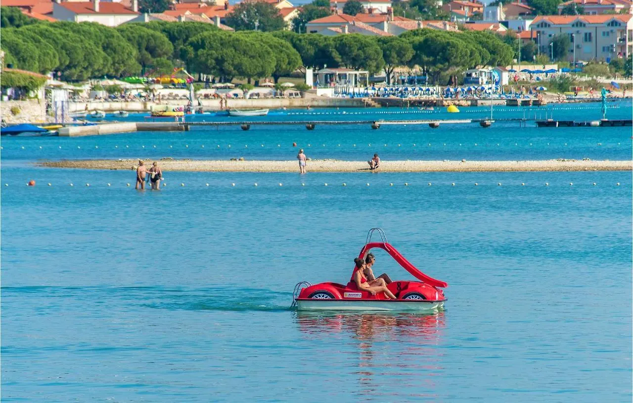 Gorgeous Apartment In Medulin With Wifi 0*,  Croatia
